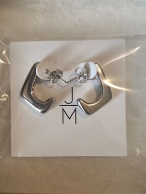 Jennifer Miller Silver Sculpted Hoop Earrings - Modern Angular Design
